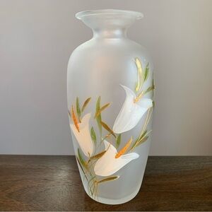 Glass Art Satin Vase Handpainted Flowers Lilies White Green Leaves Vintage
